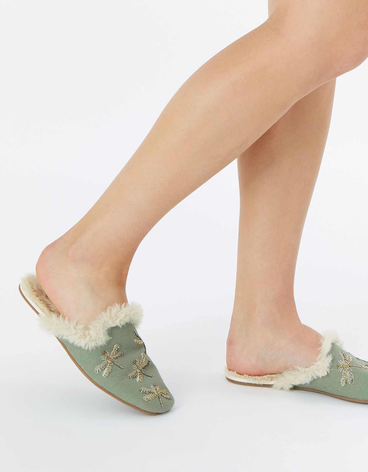 Accessorize slippers online