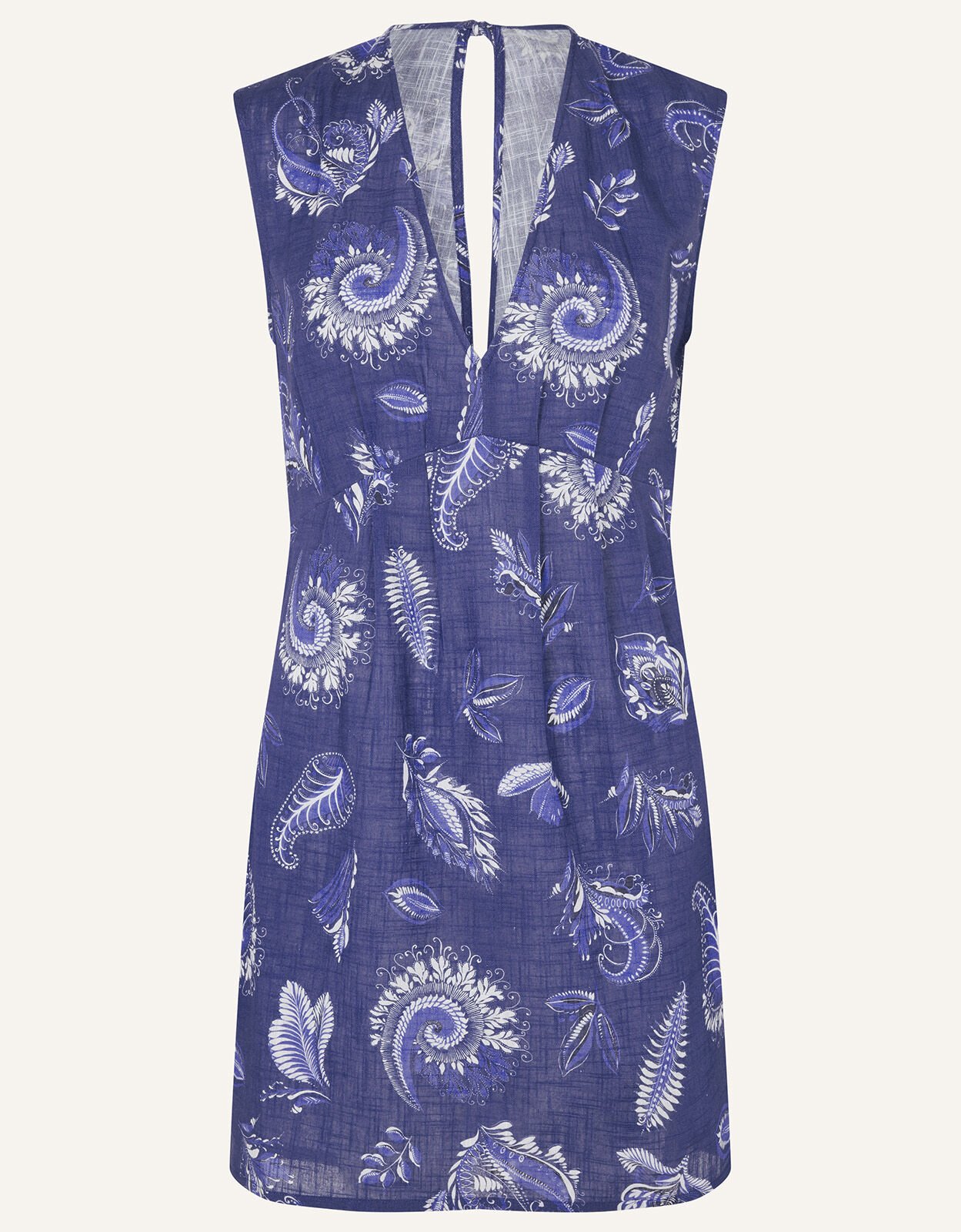 How to accessorize a blue dress outlet