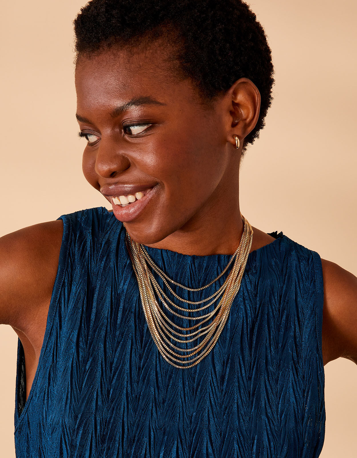 Large statement necklace top