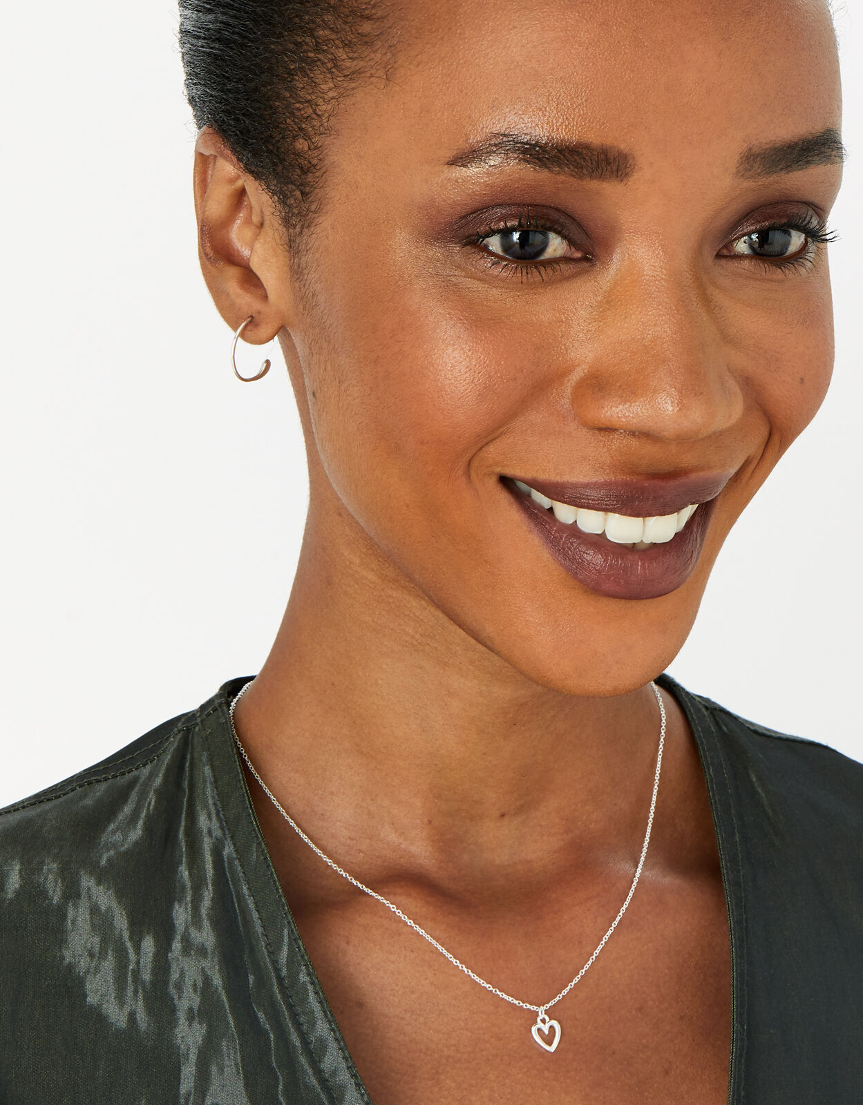 Accessorize rose hotsell gold necklace