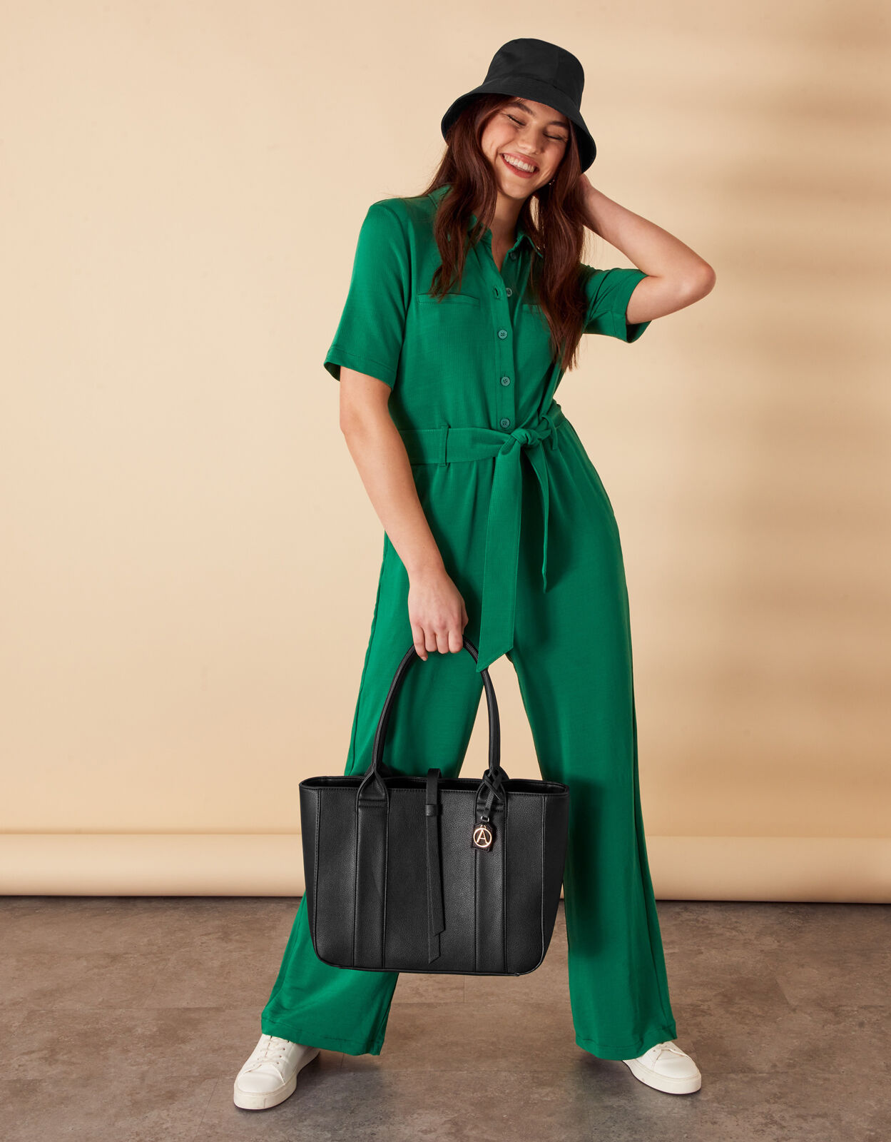 CHARLES & KEITH👜 Ladies HandBag👜 2 Compartment Hand Bag Full Utility New  Design HandBag Elegant Look Ha… | Leather handbags women, Bags, Women  handbags