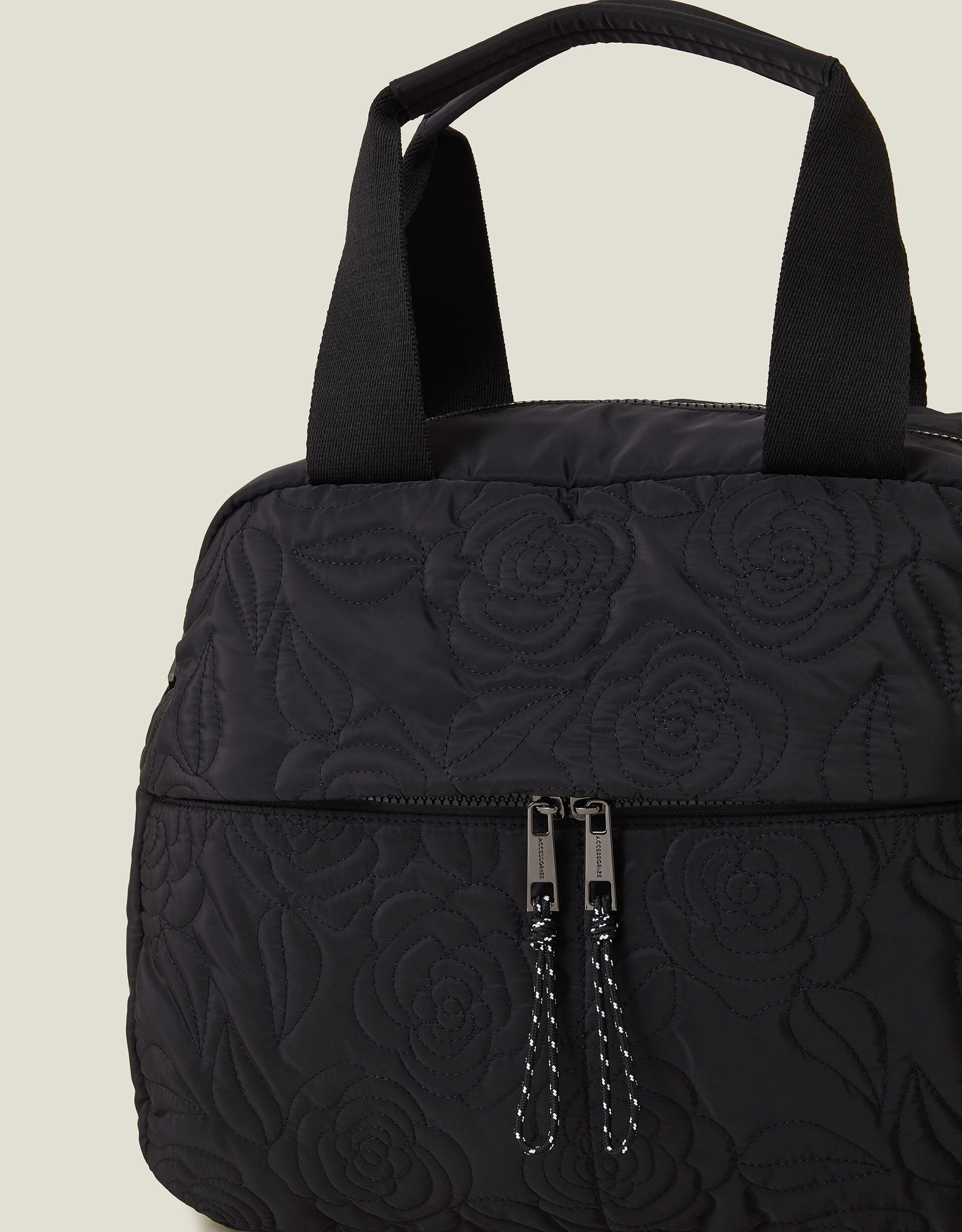 Accessorize travel bag 2025