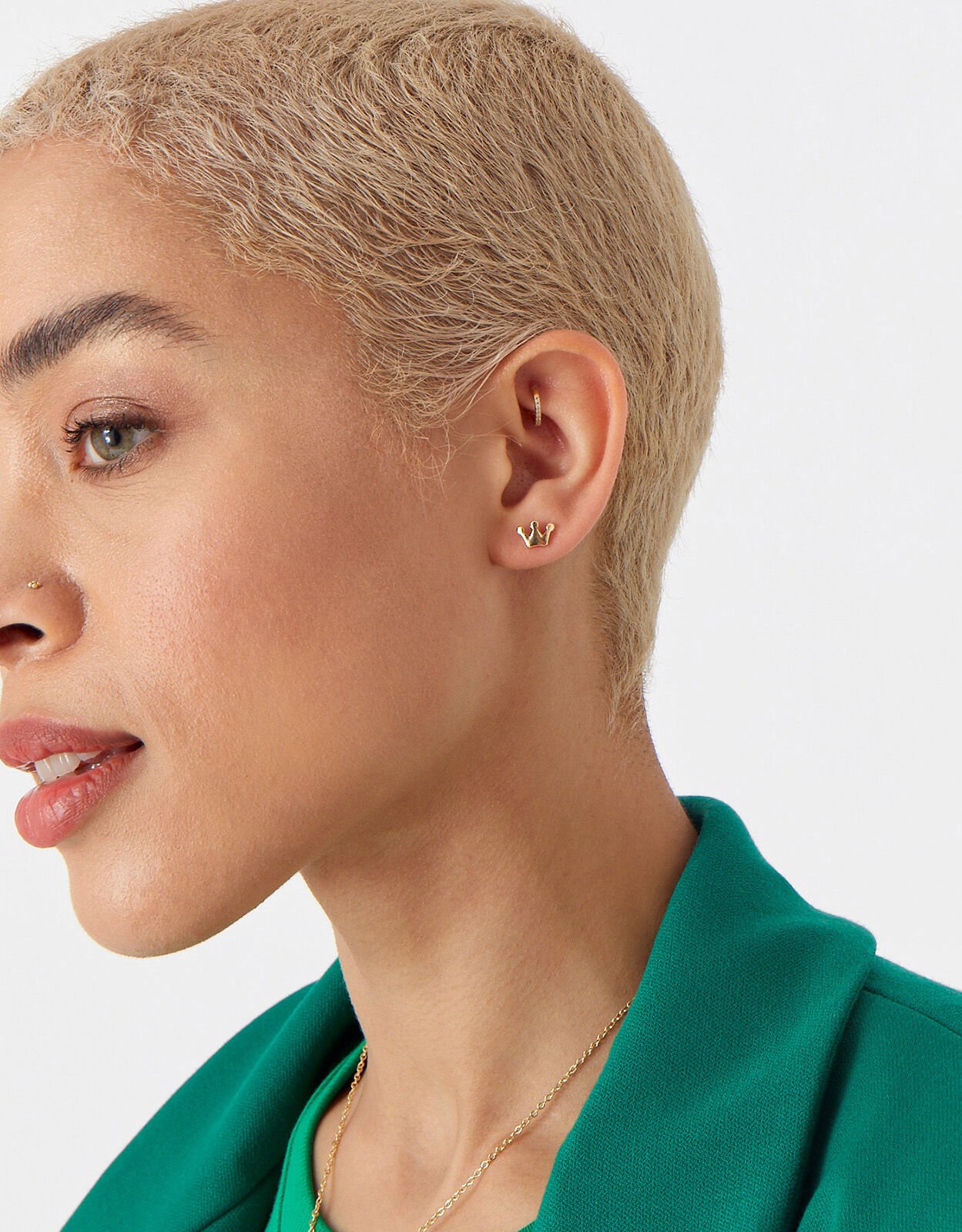 Accessorize stud earrings online