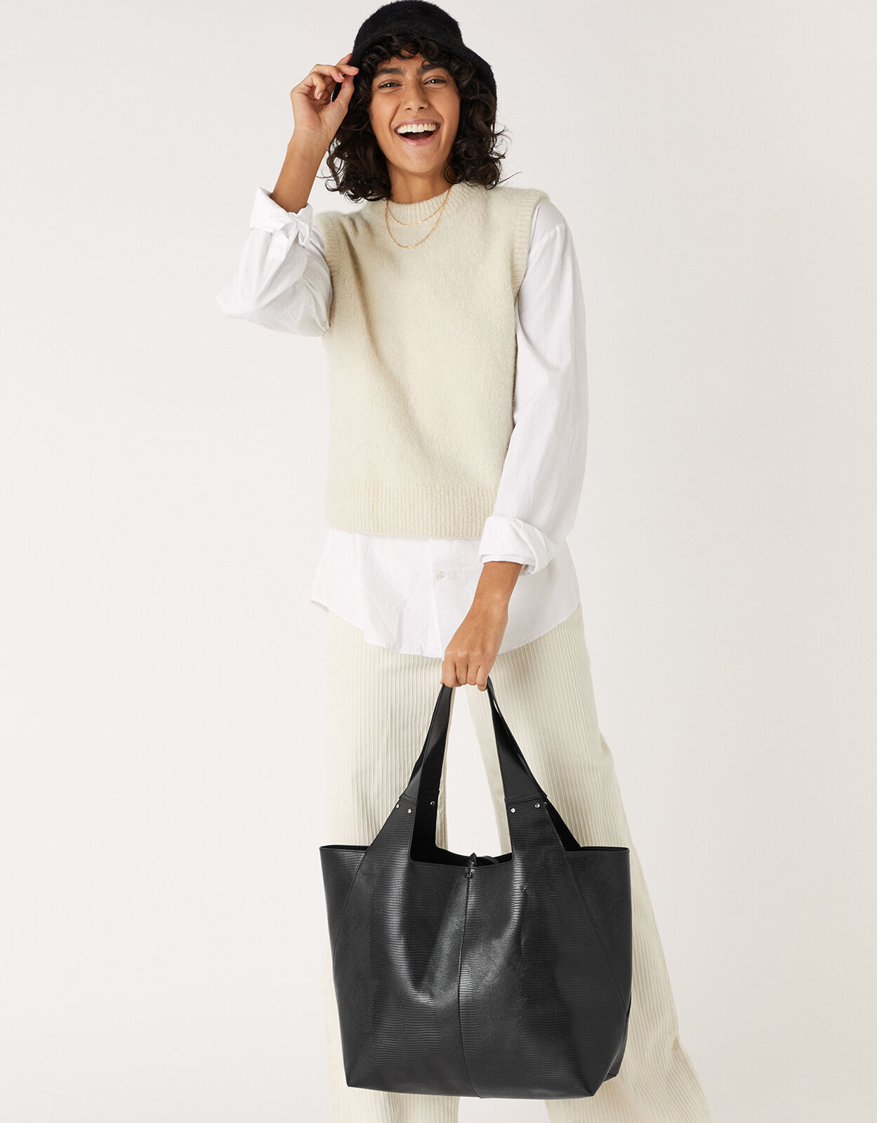 Accessorize shopper shop