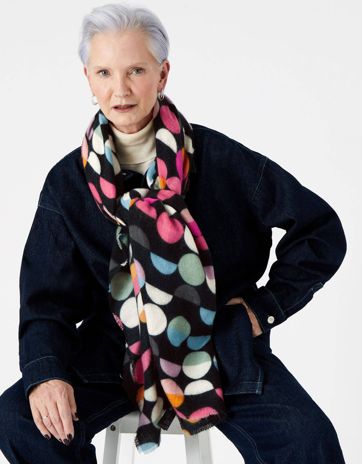 Accessorise scarves and gloves clearance