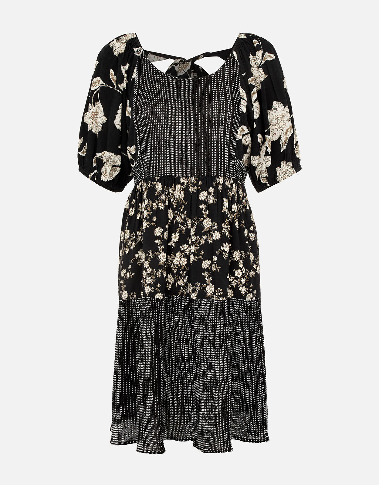 How to accessorize discount black and white dress