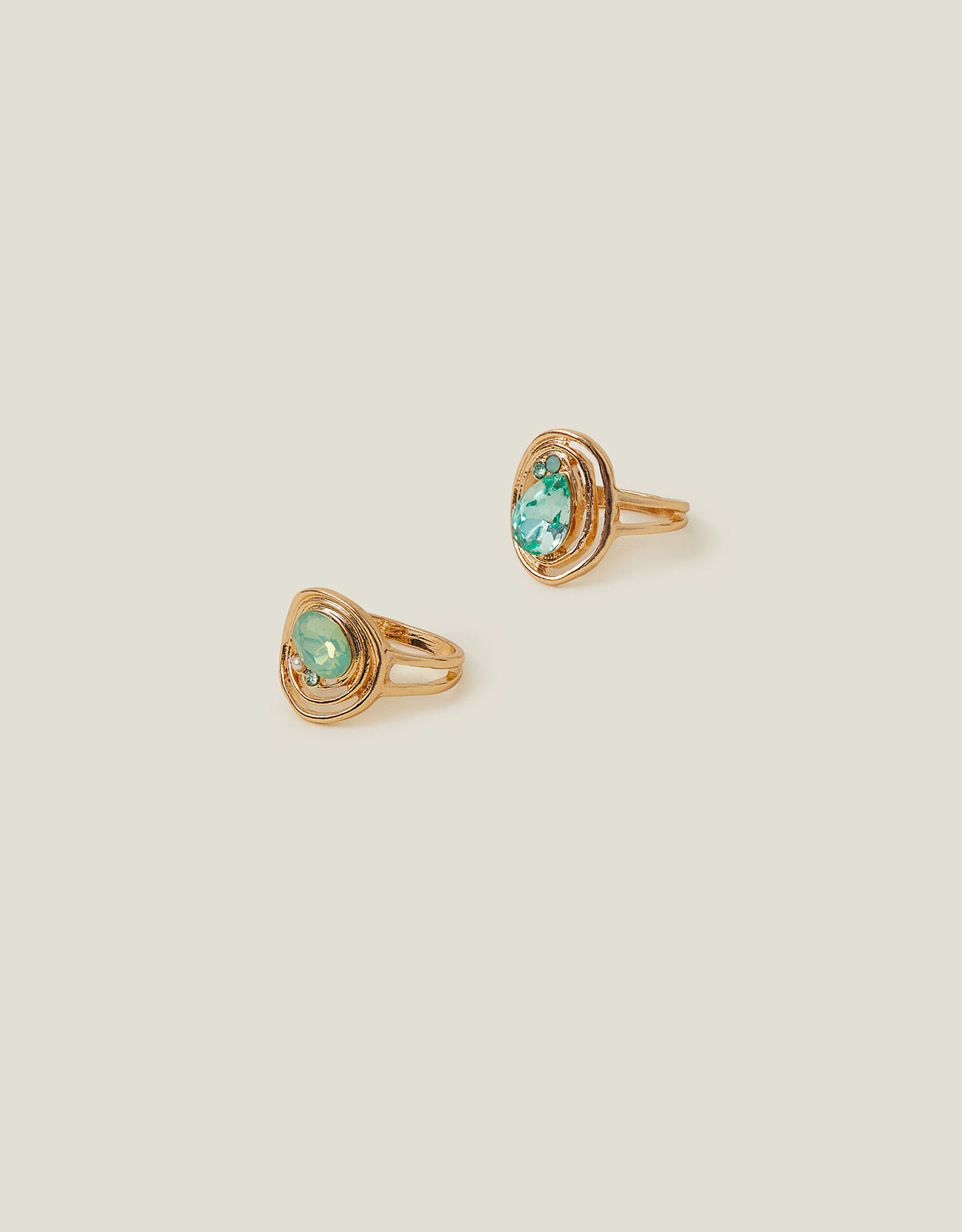 Rings accessorize sales