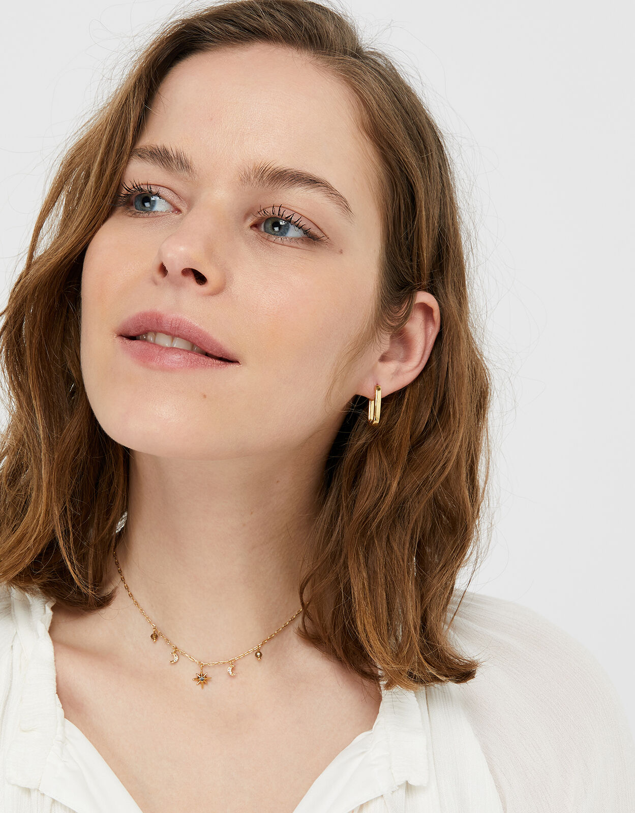 Accessorize discount swarovski necklace