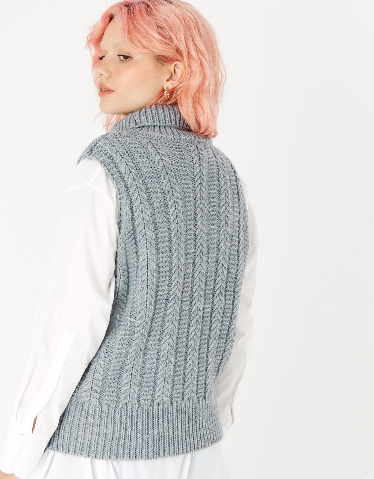 Polo Cable Knit Sleeveless Vest Grey Blanket scarves Accessorize Global
