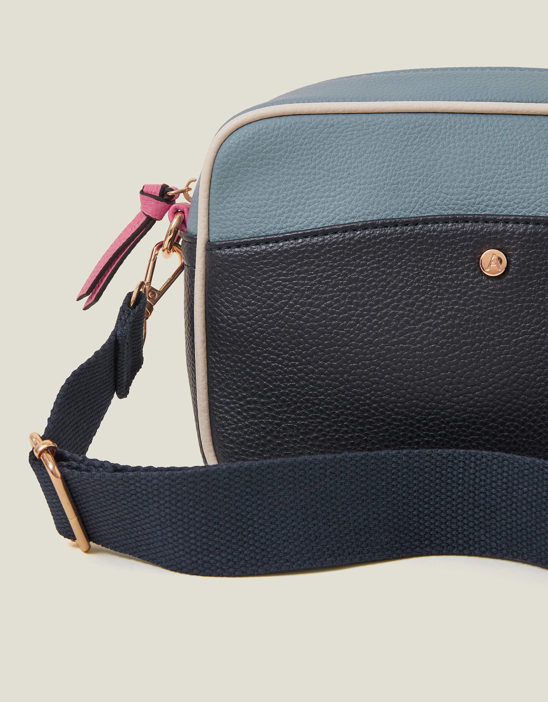 Color block crossbody bag on sale
