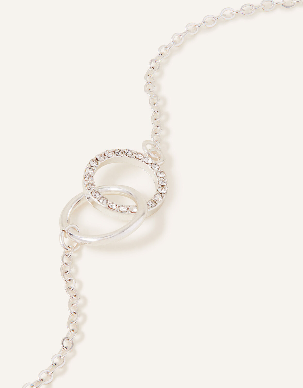 Cato Fashions | Cato Pearl Linked Circle Pendant Necklace