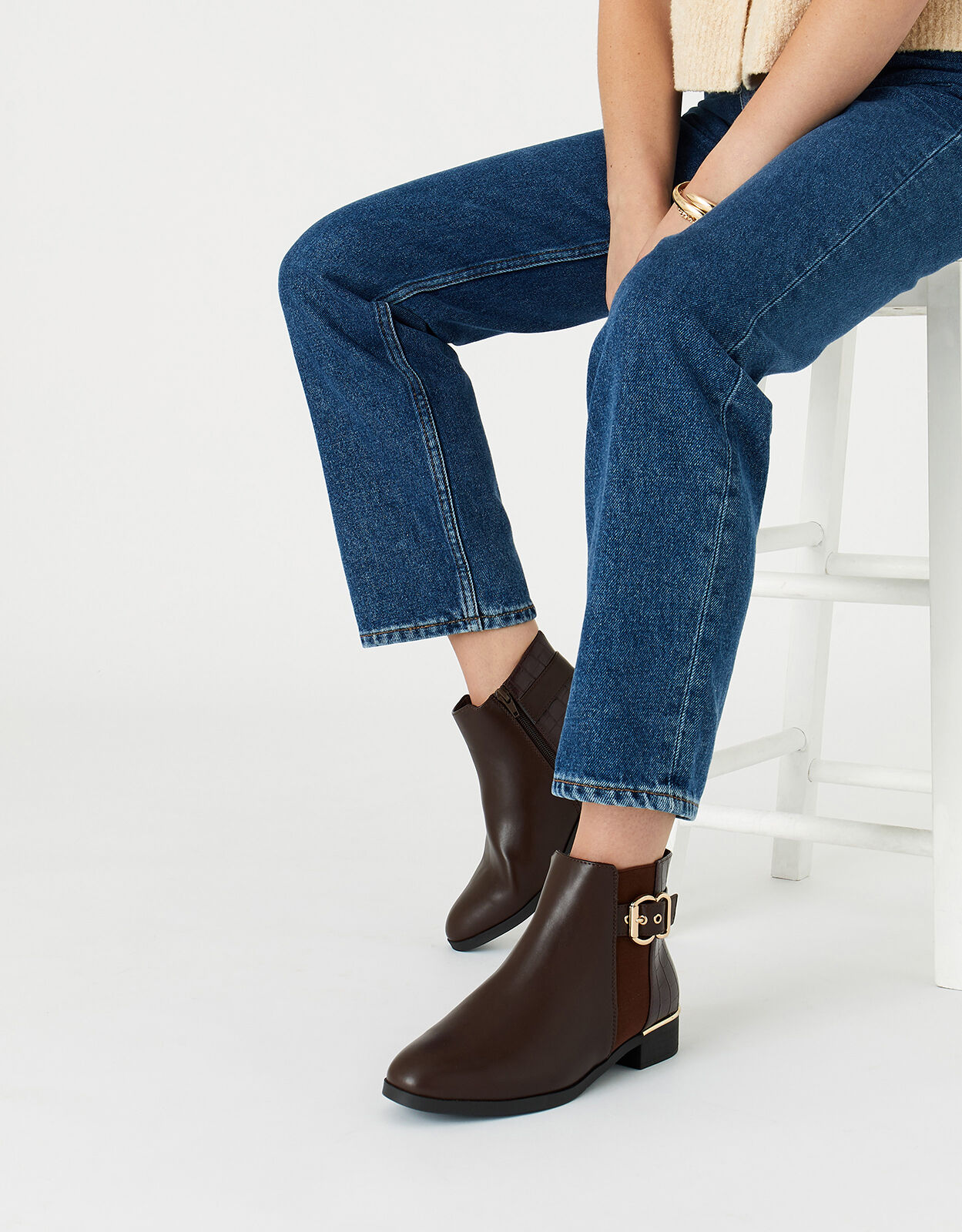 Wide fit leather online ankle boots uk