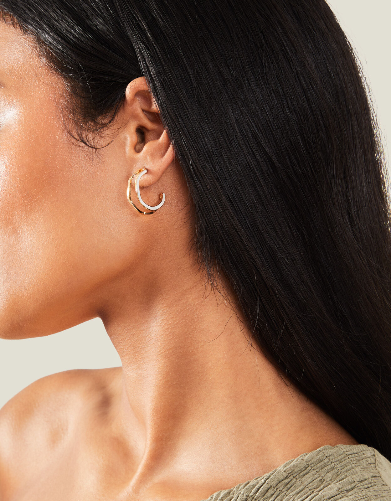 Wavy Resin Hoop Earrings