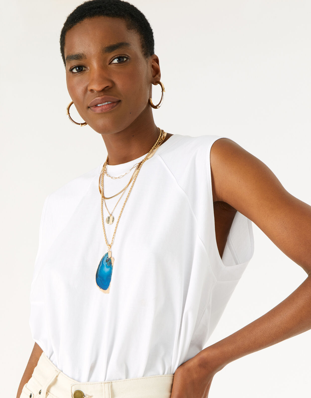 Country Retreat Stone Slice Pendant 