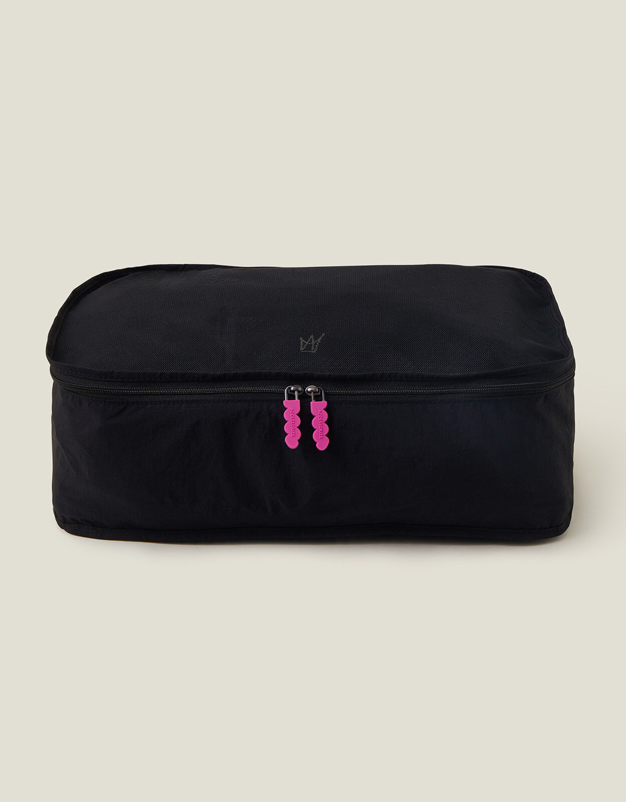 Accessorize shop travel bags