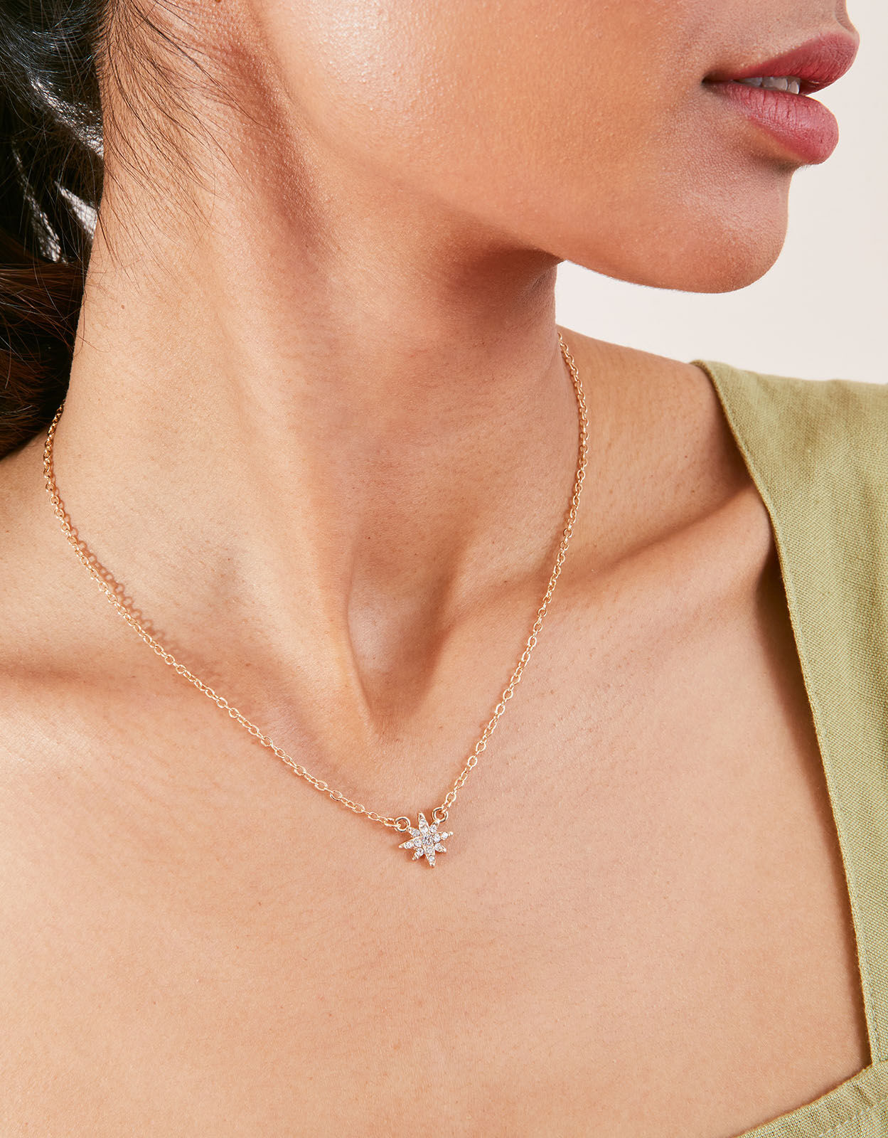 Accessorize star shop necklace
