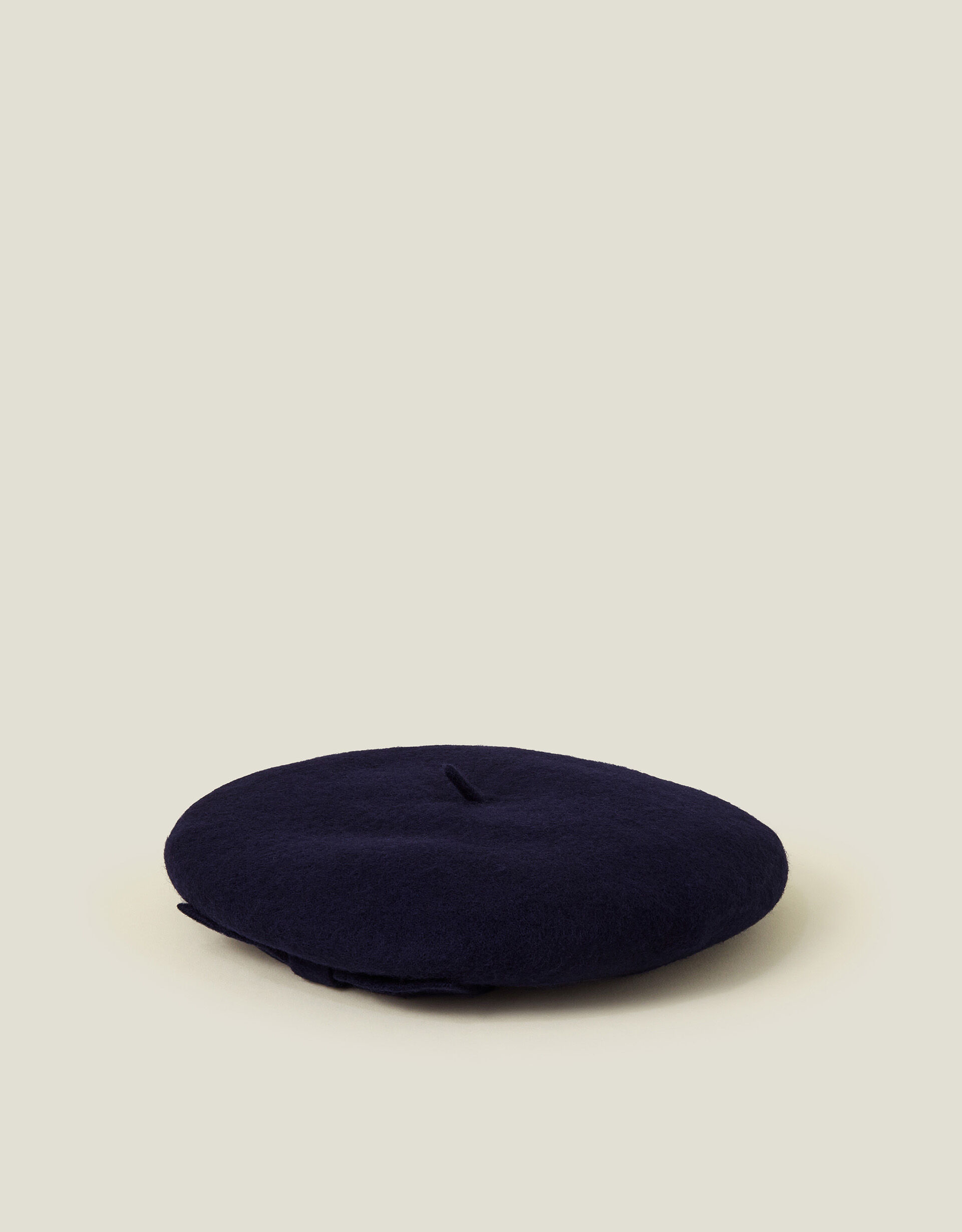 Accessorize beret outlet