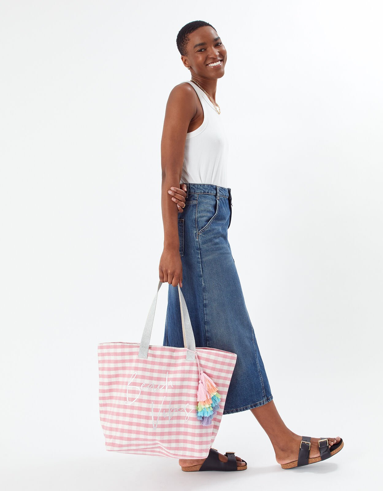 Beach clearance tote canada