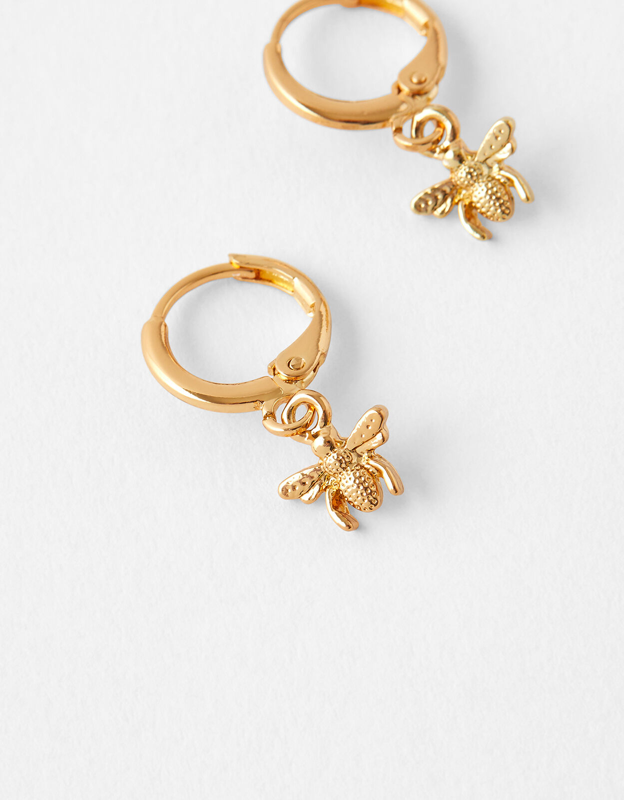 Accessorize bee best sale earrings