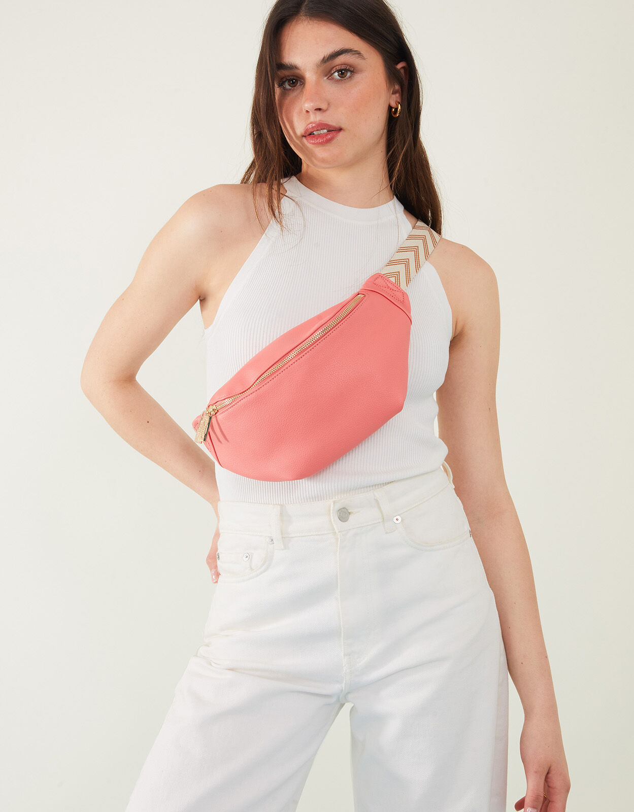 Coral store bum bag