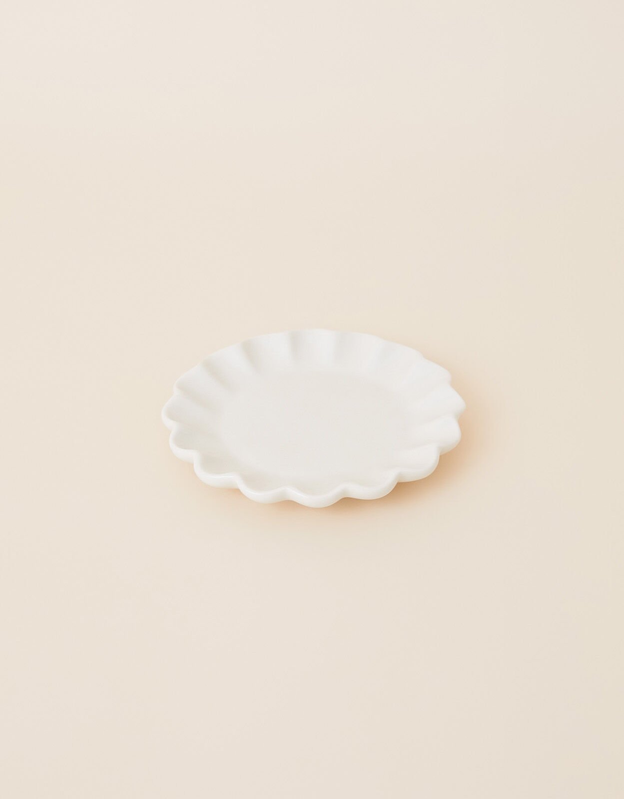 Trinket Dish with Scalloped Edge White