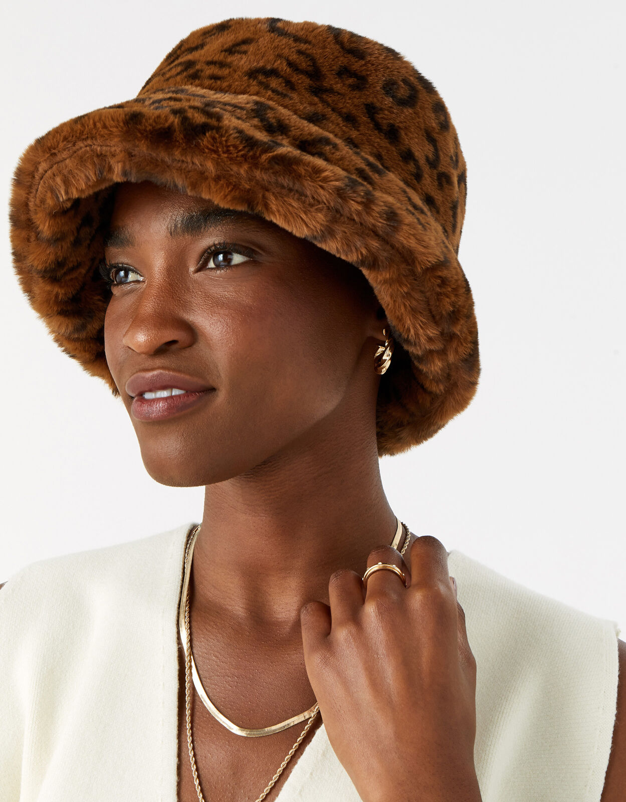 Bucket hat faux on sale fur