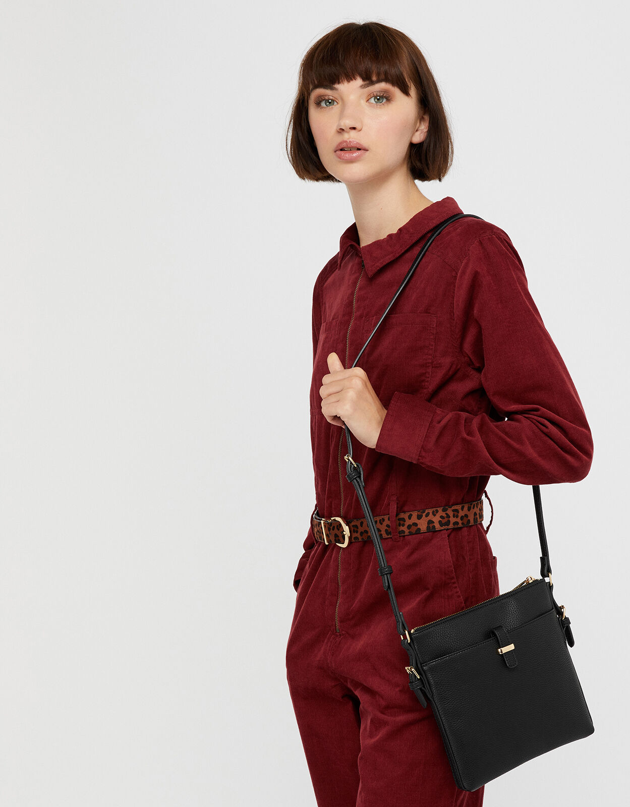 Modern messenger store bag