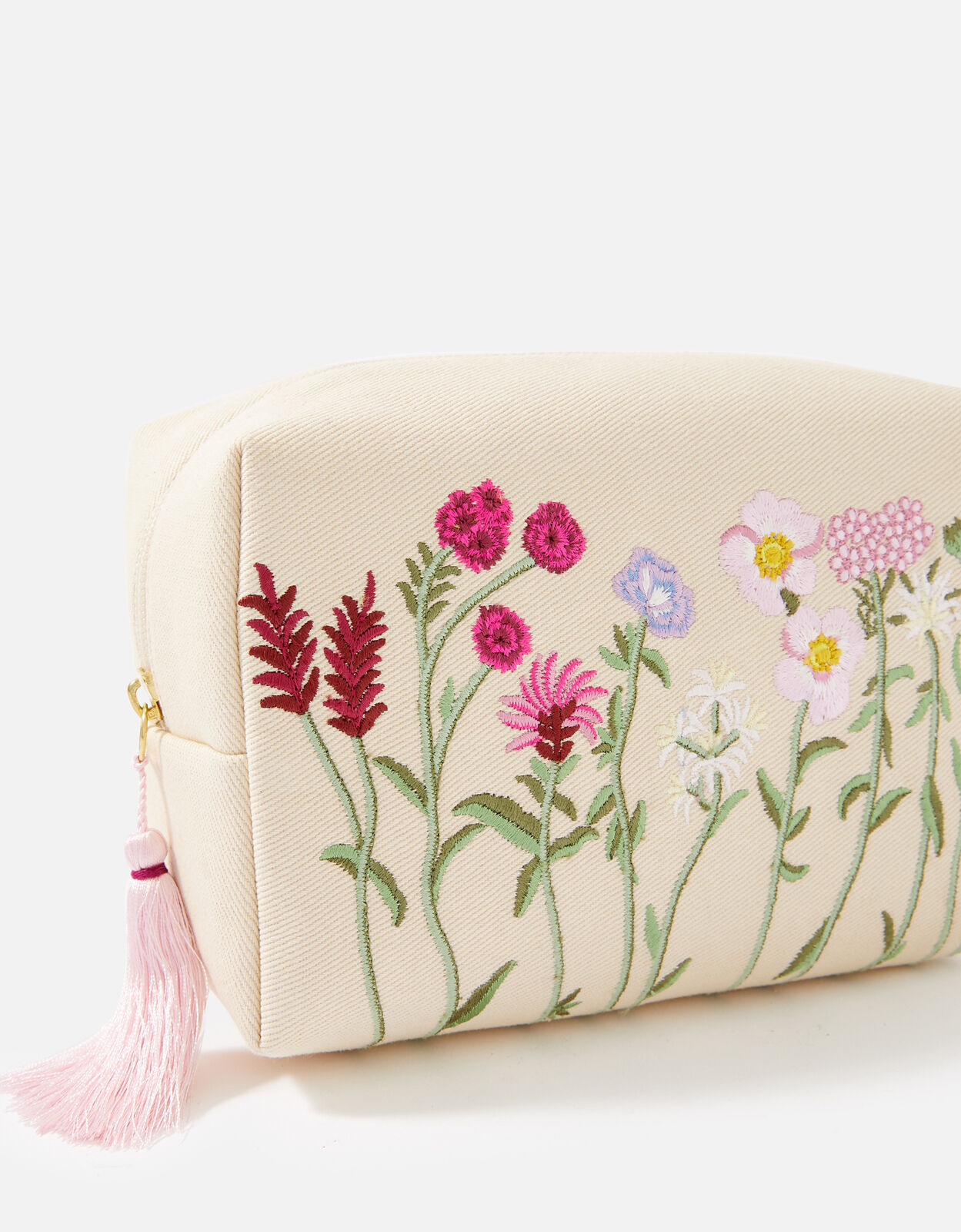 Accessorize 2025 makeup bag