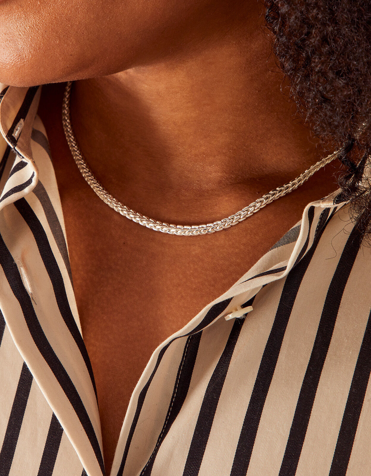 Mens tight shop neck chain