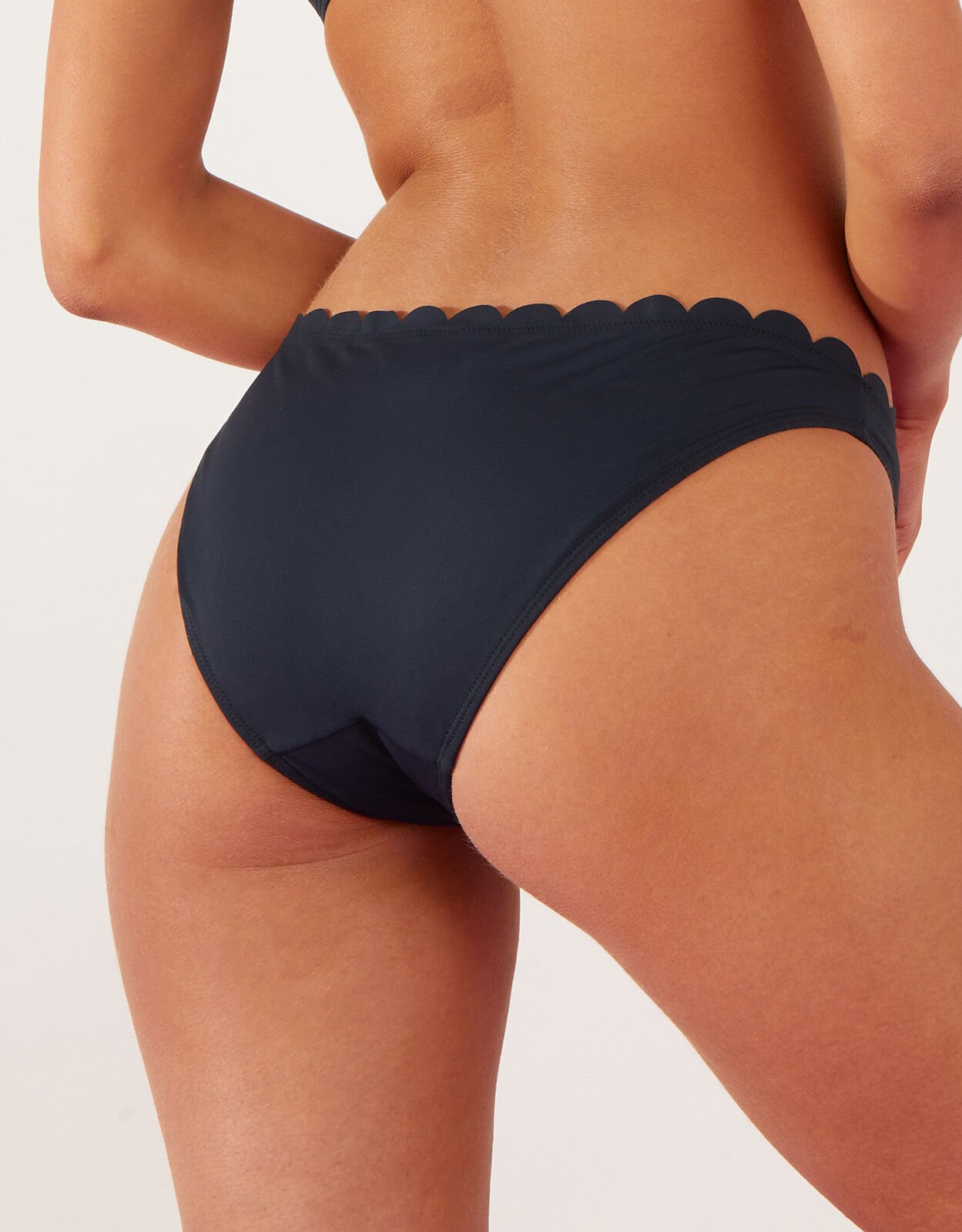 Black scallop sale bikini bottoms