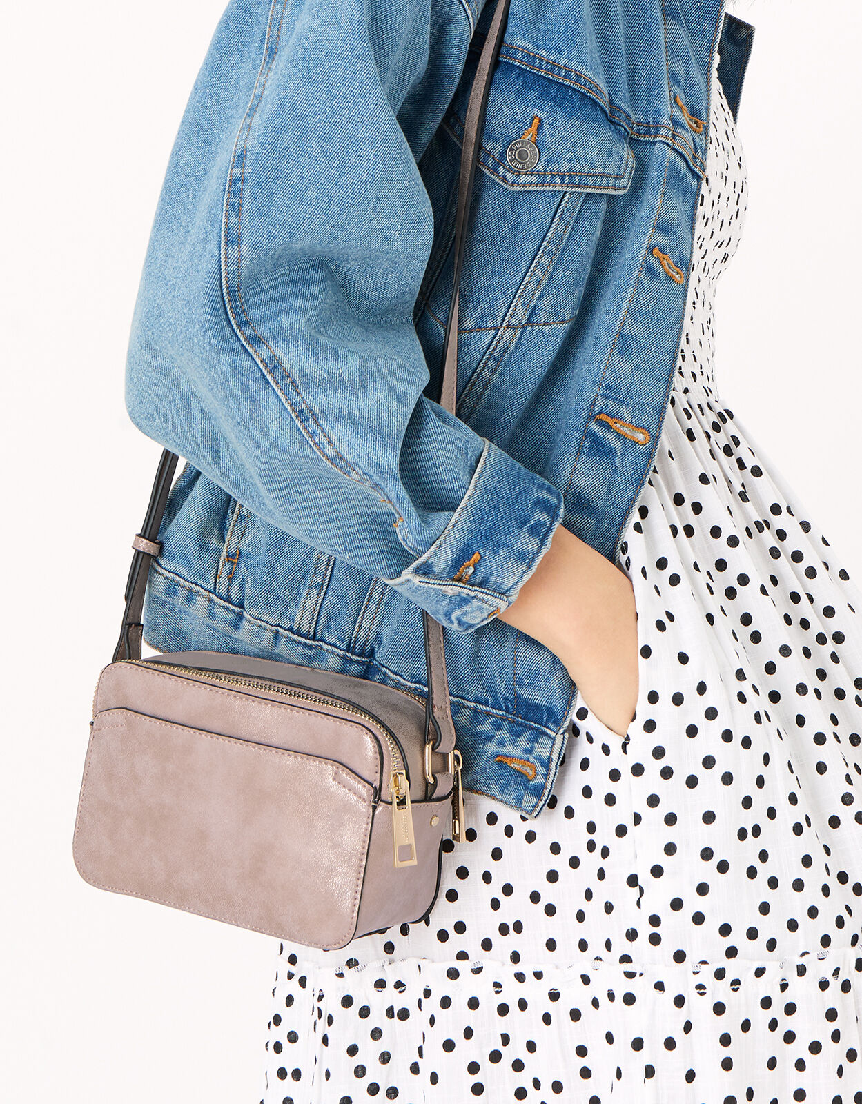 Diana camera online bag levis