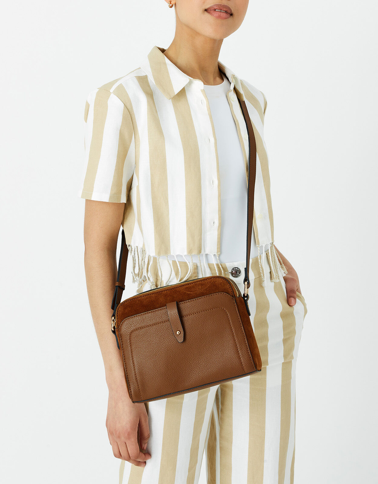 Accessorize leather bag shop