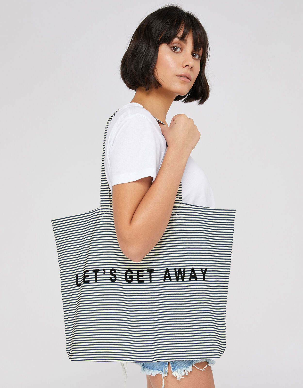 accessorize shopper