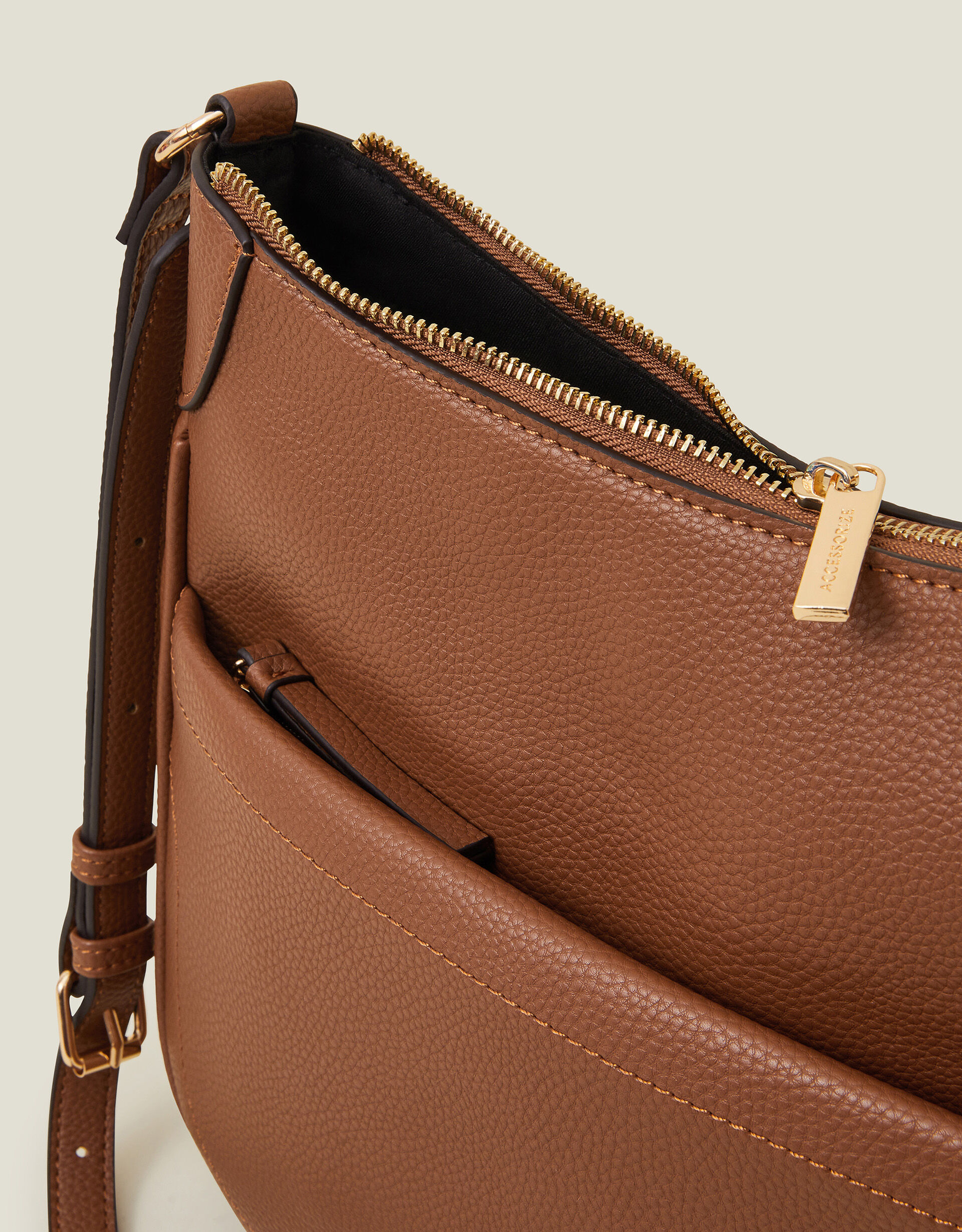 Large Messenger Bag Tan