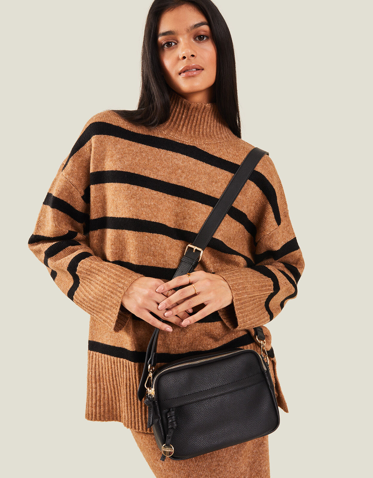 Cross Body Camera Bag Black Cross body bags Accessorize Global