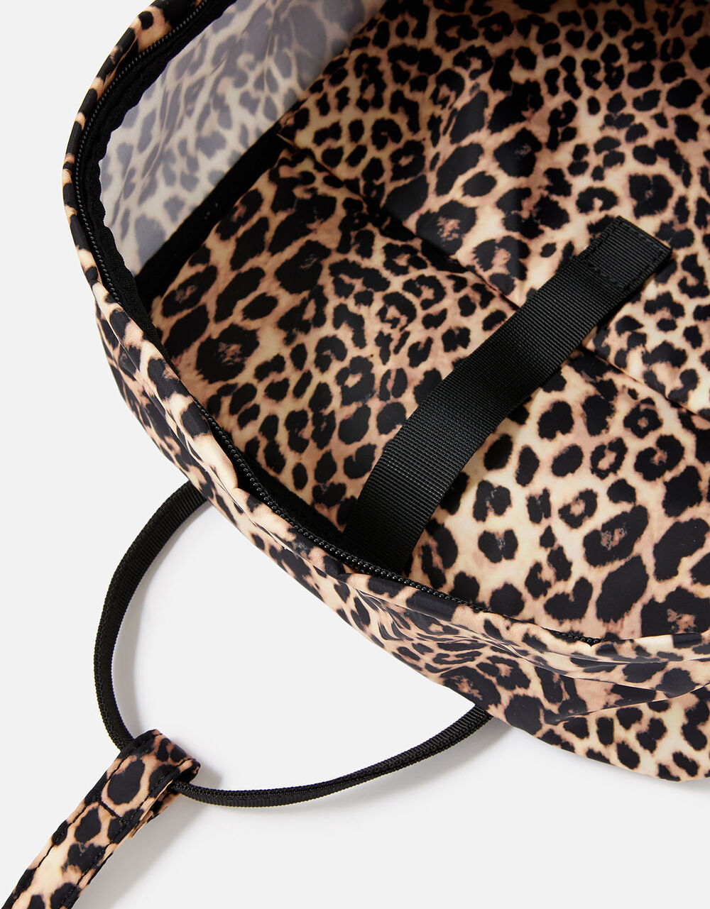 accessorize frida backpack