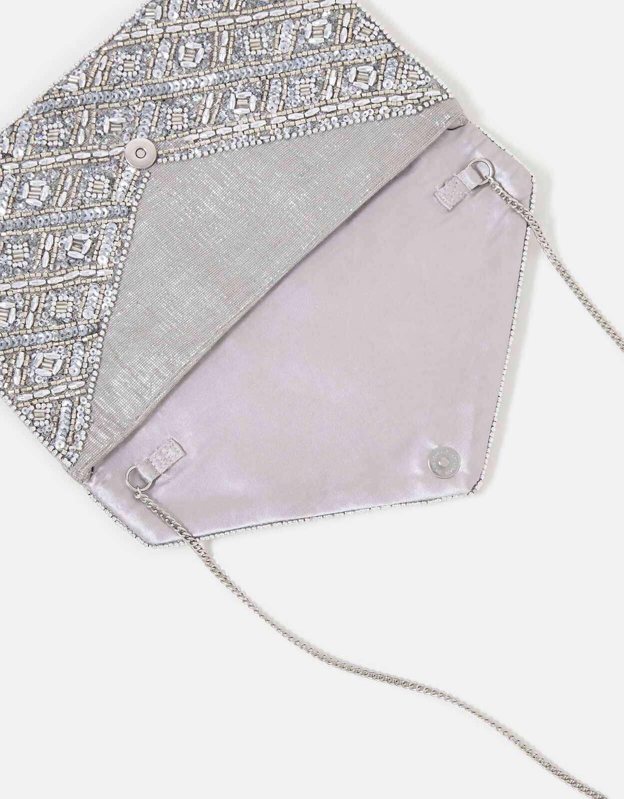 Accessorize top silver clutch