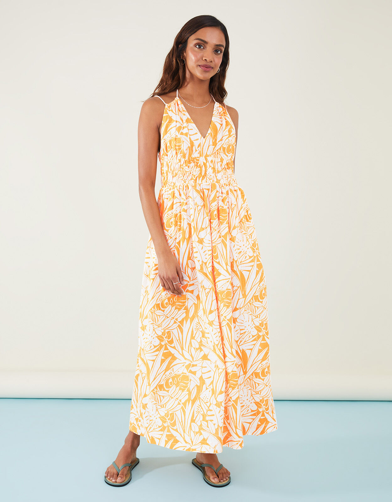 Accessorize yellow dress 2025