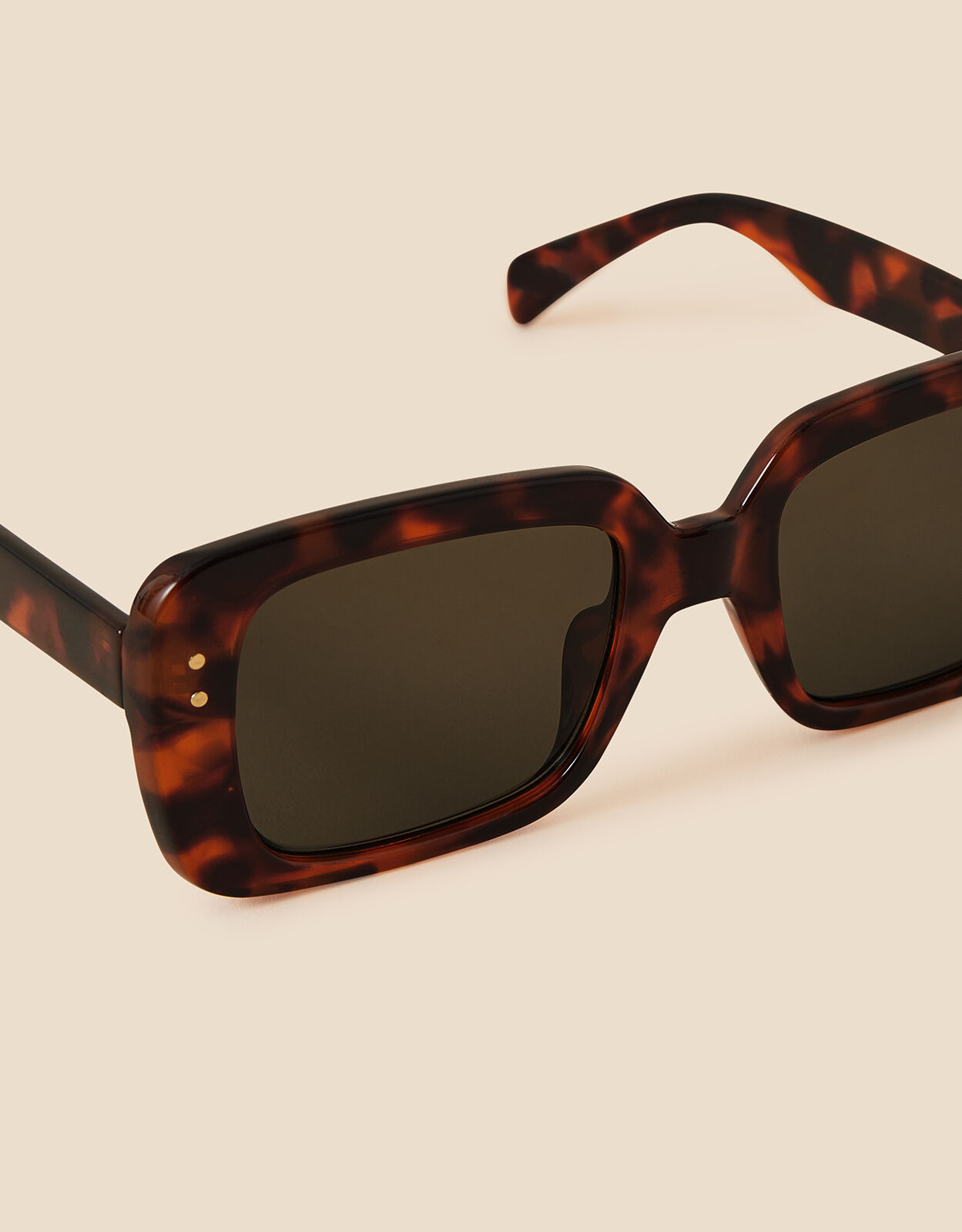 Rectangle discount tortoise sunglasses