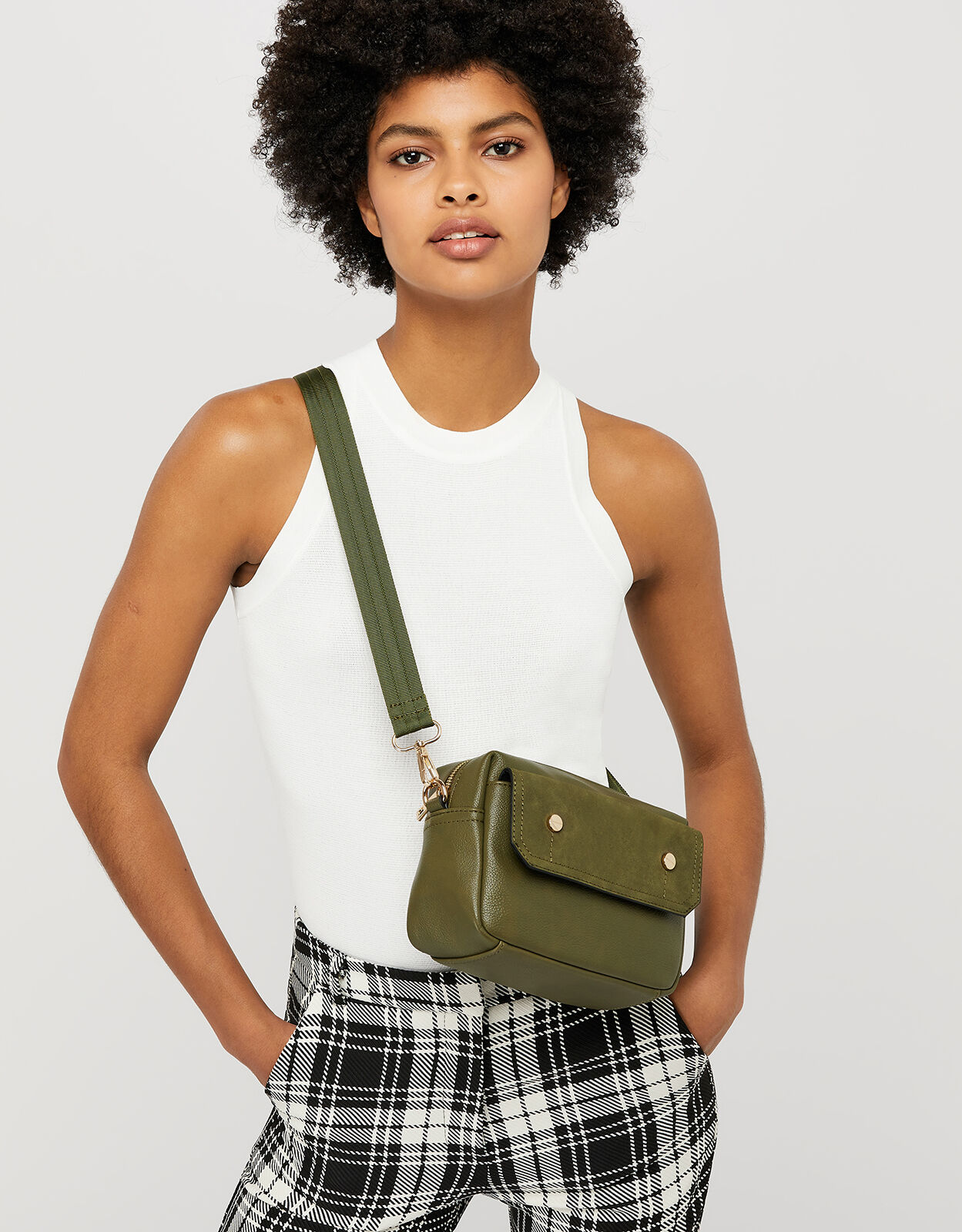 Una Utility Cross Body Bag Green