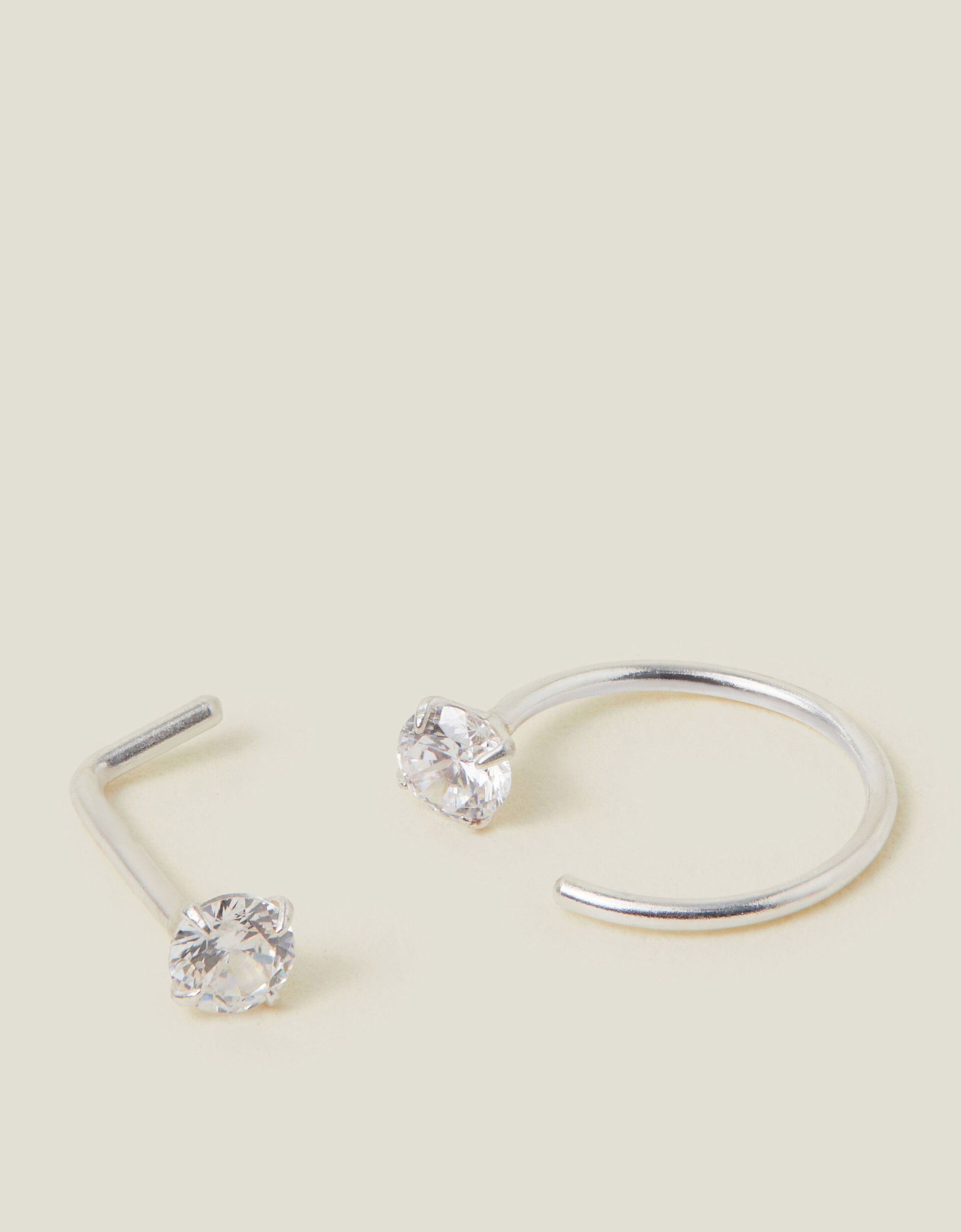 Ring nose stud discount