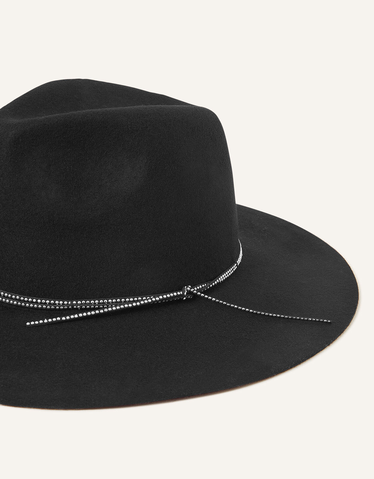 Accessorize fedora top