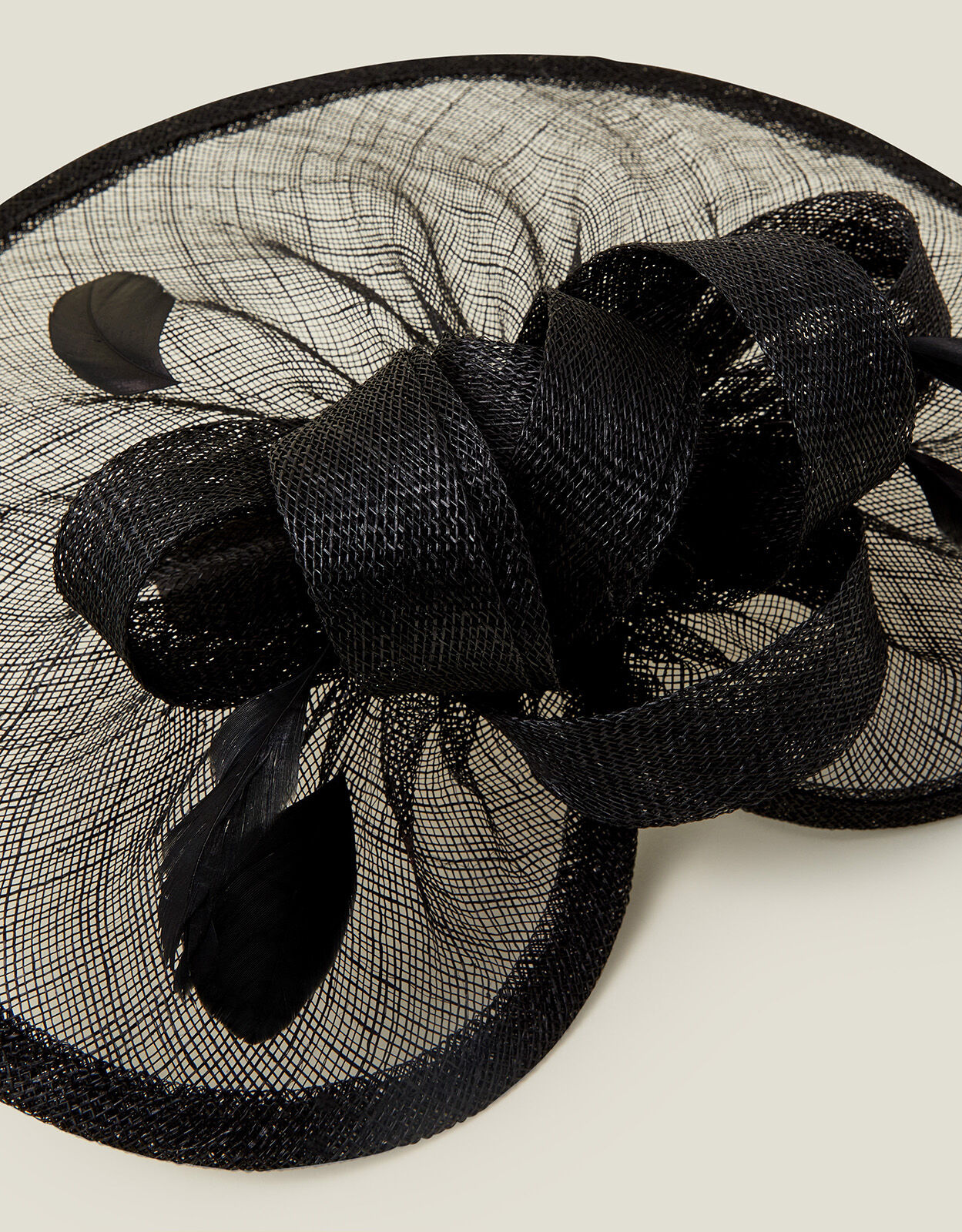 Black fascinator hotsell accessorize