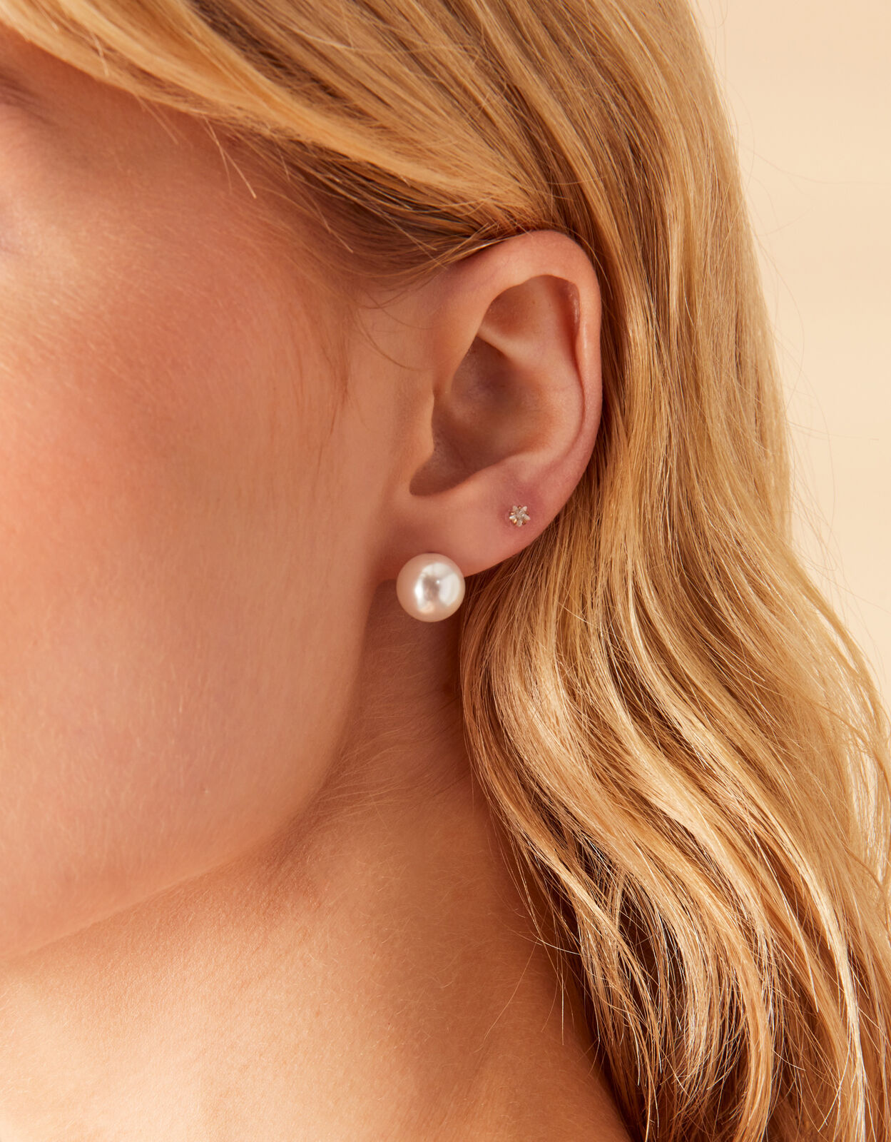 Large pearl cheap stud earrings