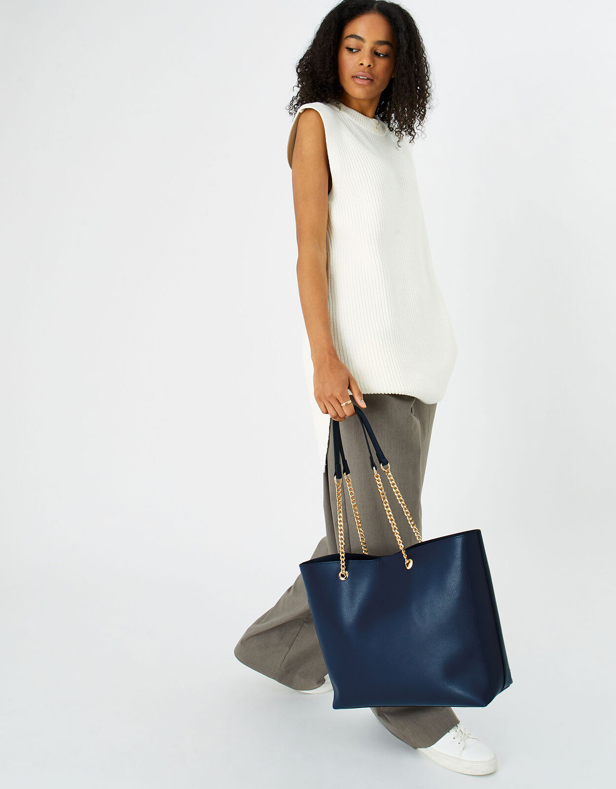 Chain tote best sale