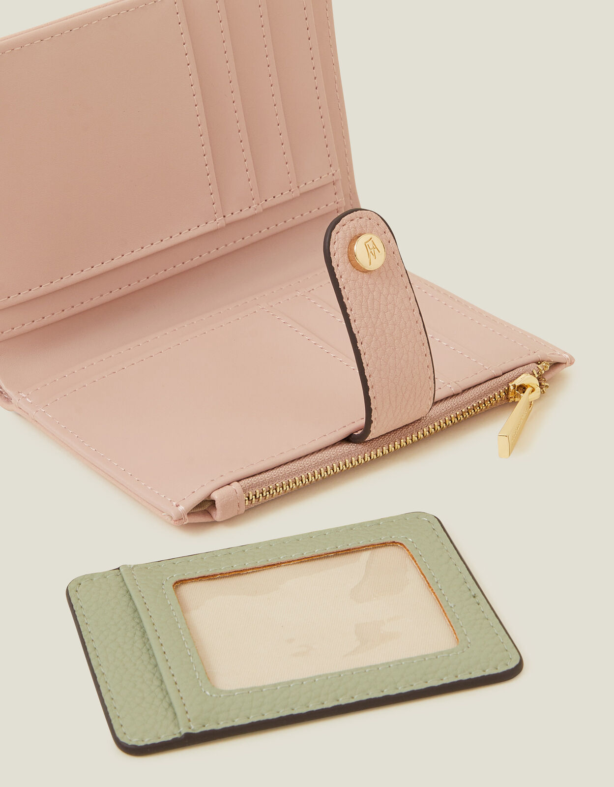 Purses with online card holders