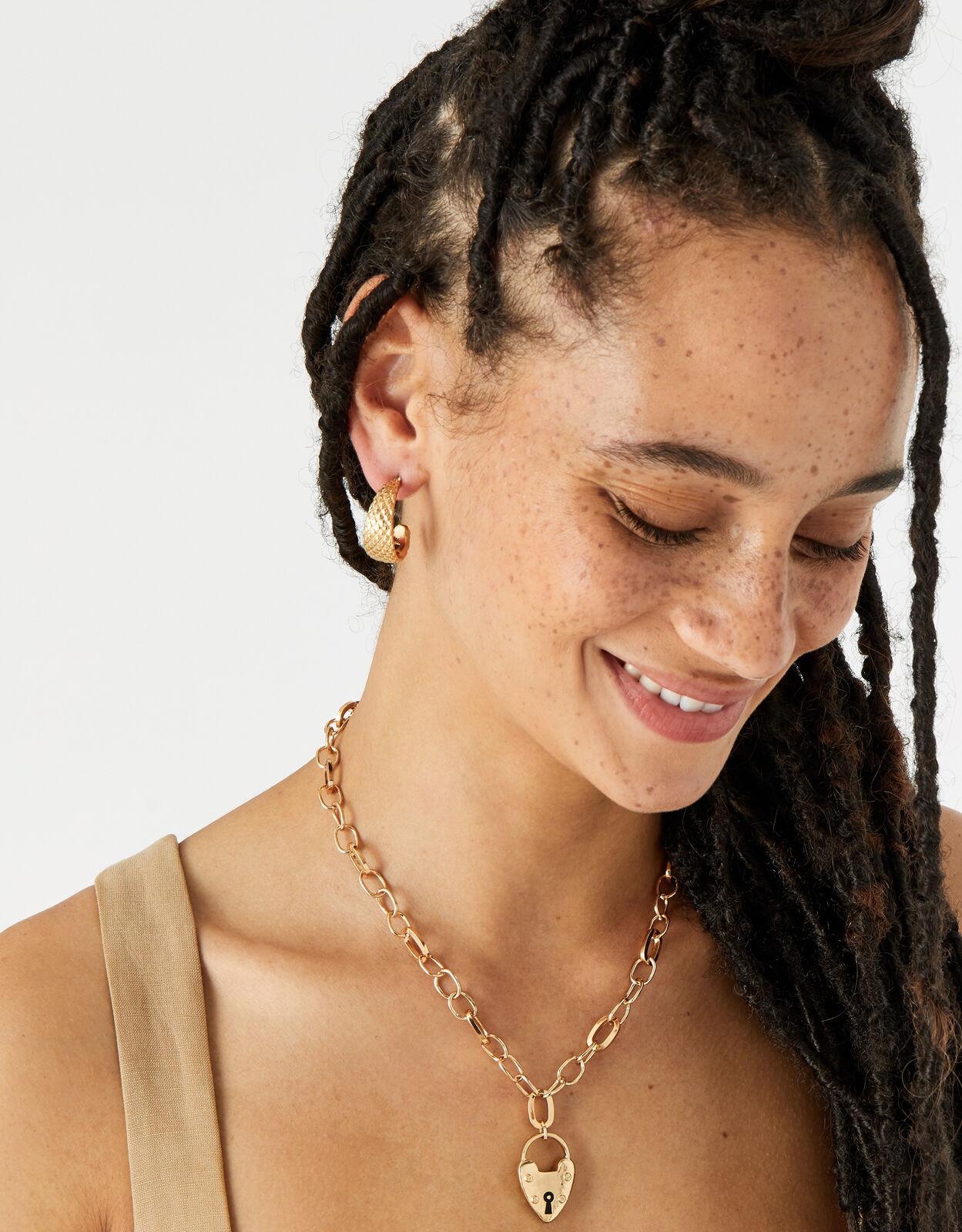 Necklace with padlock discount