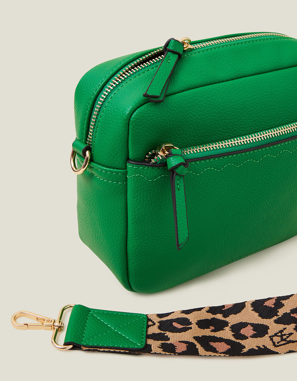 Green camera bag outlet