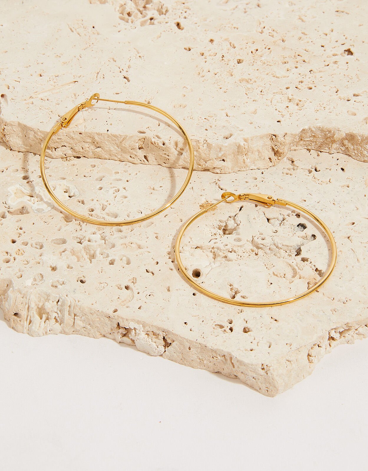 Big gold discount hoops