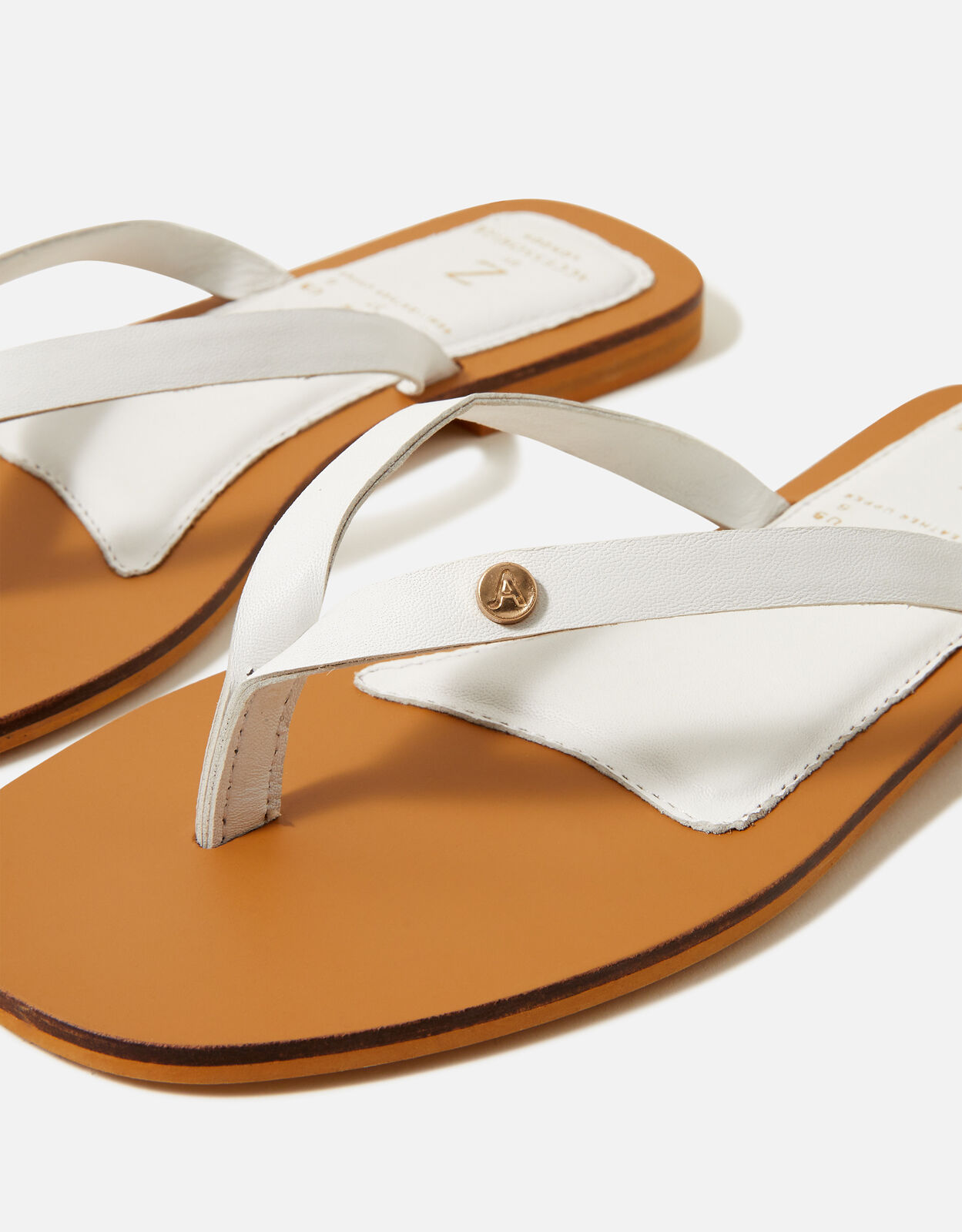 Leather hotsell toe thongs
